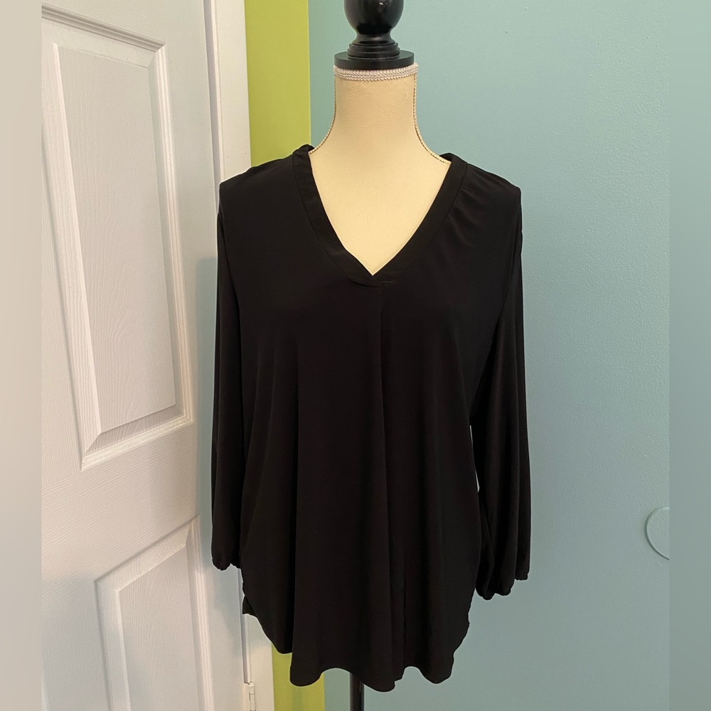Two by Vince Camuto Long Sleeve Women’s Size XL